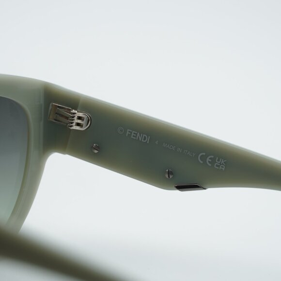Fendi FE40150I 95P Sunglasses Shiny Green Shield Frame, Green Gradient Lenses